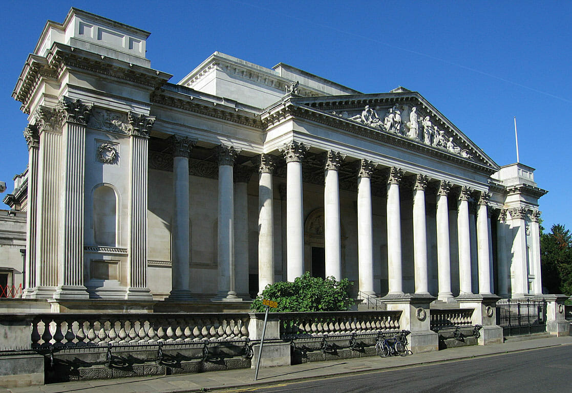 cambridge fitzwilliam museum by road