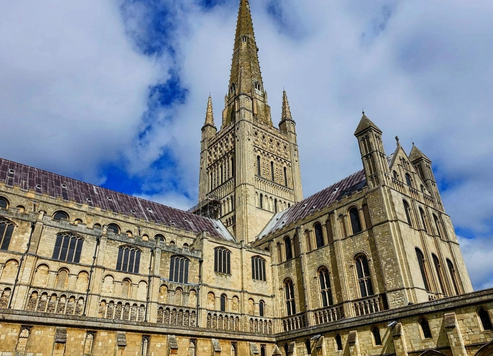 norwich cathedral major travel destination